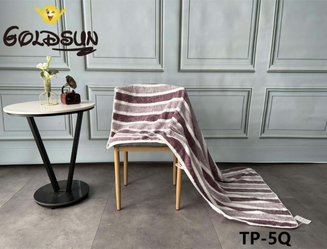 TOALLA DE MICROFIBRA RAYADA 90 X 160 CM. (FARDOX15DOC.)