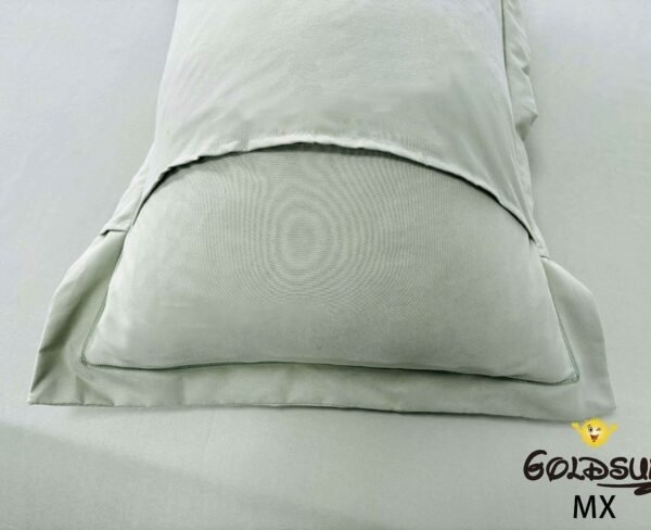 SET DE SÁBANAS 4PCS COLOR ENTERO BORDADAS (FARDOX30UND)