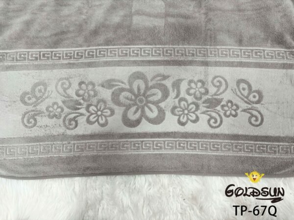 TP - 67Q / TOALLA MICROFIBRA C.E. ALTO RELIEVE 90X160 CM (FARDO X 15 DOC)