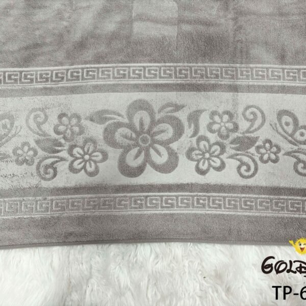 TP - 67Q / TOALLA MICROFIBRA C.E. ALTO RELIEVE 90X160 CM (FARDO X 15 DOC)