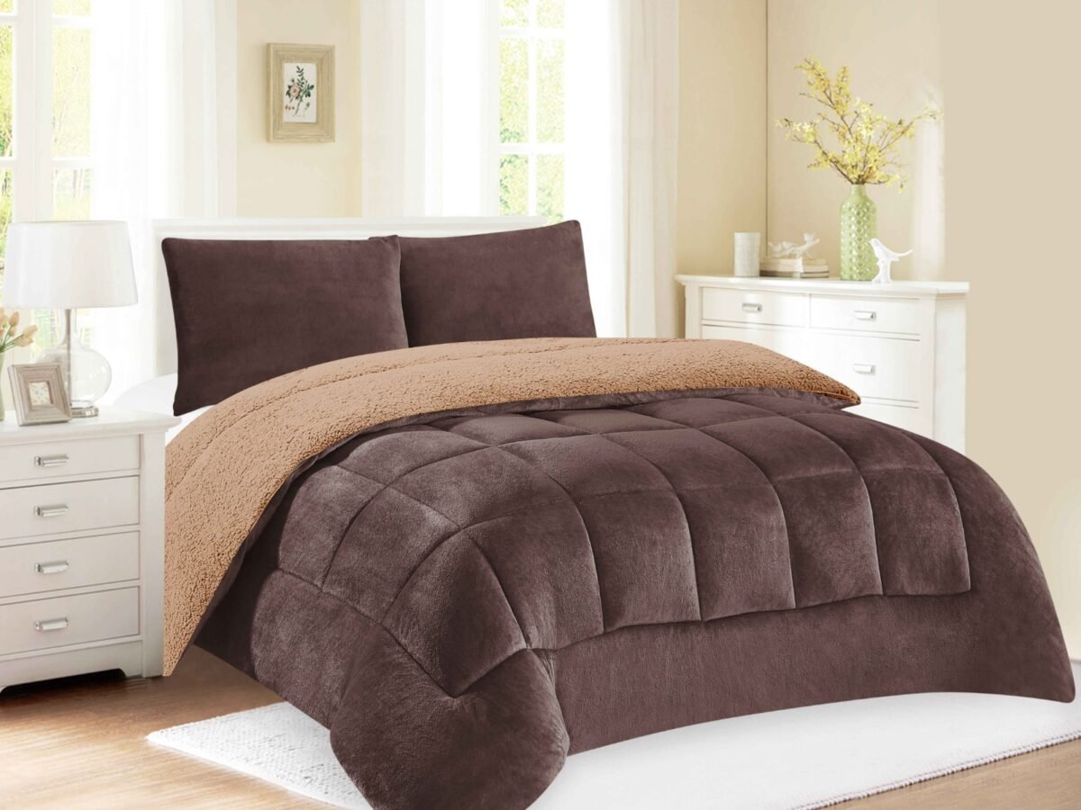 3118P - 7CK - 3 / COBERTOR ACOLCHADO PIEL C/ CARNERO 3PCS (FARDO X 20 UNDS)