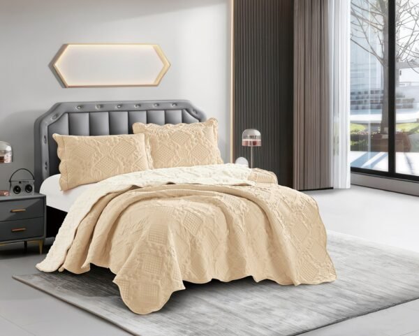 FAV - 2F / COBERTOR TELA CON CARNERO 3 PIEZAS BORDADO PREMIUM (FARDO X 8 UNDS)