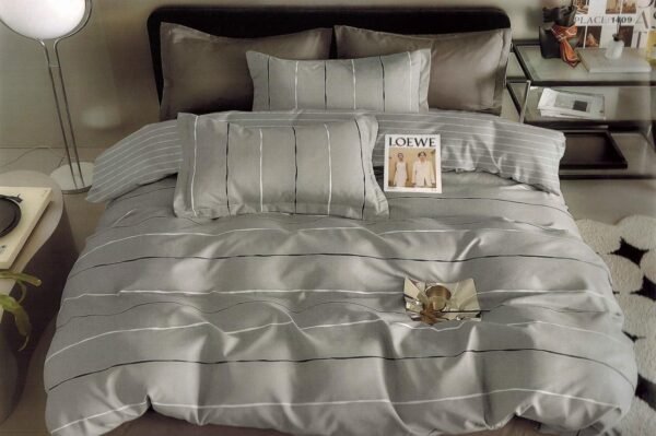 4118A - 23B / COBERTOR TELA CON TELA ACOLCHADO 5 PIEZAS PREMIUM (FARDO X 16 UNDS)