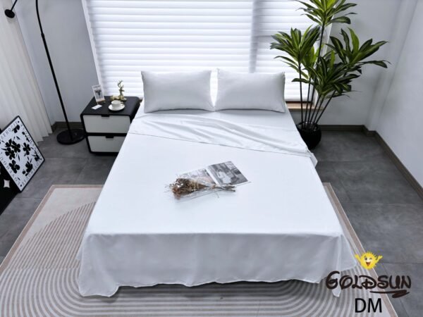 DM-2 / SET DE SÁBANAS 4 PIEZAS COLOR ENTERO / (CAJA X 48 UNDS)