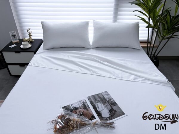 DM-2 / SET DE SÁBANAS 4 PIEZAS COLOR ENTERO / (CAJA X 48 UNDS)