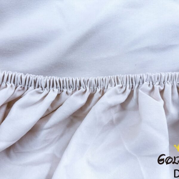 DM-2 / SET DE SÁBANAS 4 PIEZAS COLOR ENTERO / (CAJA X 48 UNDS)