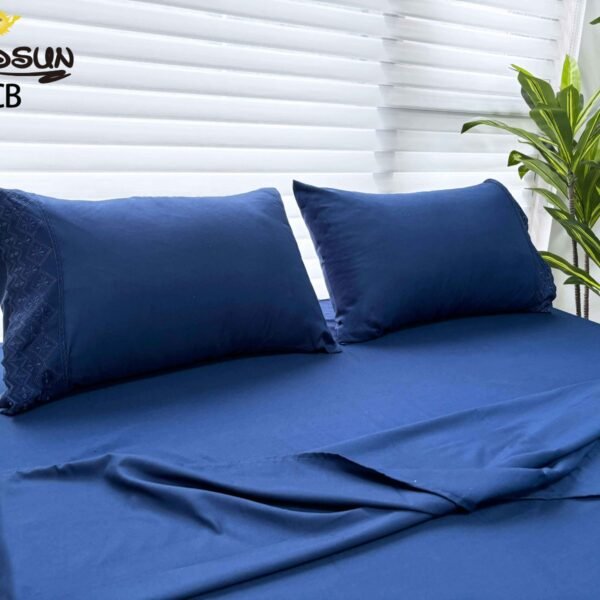 XCB - 2 / SET DE SÁBANAS 4 PIEZAS C.E. CON BORDADO INGLES / (CAJA X 48 UNDS)