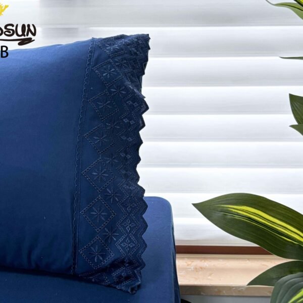 XCB - 2 / SET DE SÁBANAS 4 PIEZAS C.E. CON BORDADO INGLES / (CAJA X 48 UNDS)