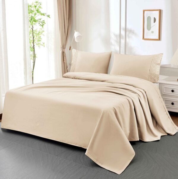 XCB - 2 / SET DE SÁBANAS 4 PIEZAS C.E. CON BORDADO INGLES / (CAJA X 48 UNDS)