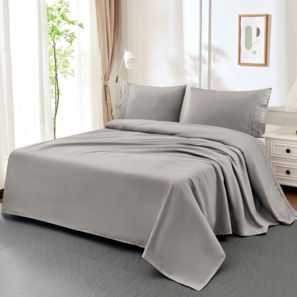 XCB - 2 / SET DE SÁBANAS 4 PIEZAS C.E. CON BORDADO INGLES / (CAJA X 48 UNDS)