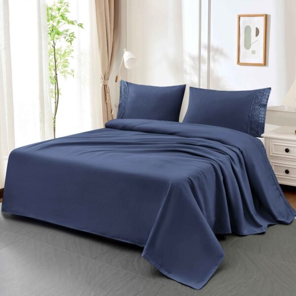 XCB - 2 / SET DE SÁBANAS 4 PIEZAS C.E. CON BORDADO INGLES / (CAJA X 48 UNDS)