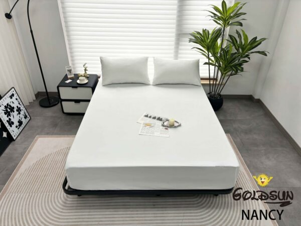 NANCY(2BLA) / SET DE SÁBANAS 4 PIEZAS COLOR ENTERO BLANCAS / (CAJA X 42 UNDS)