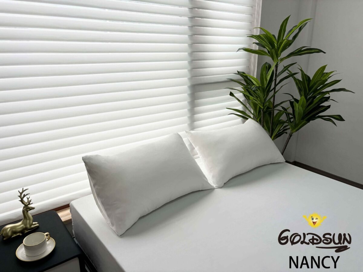 WhatsApp Image 2025-09-05 at 11.11.28 AM NANCY(2BLA) / SET DE SÁBANAS 4 PIEZAS COLOR ENTERO BLANCAS / (CAJA X 42 UNDS)