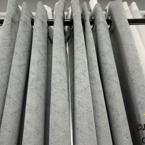 CR - 21 / CORTINAS BLACKOUT COLOR ENTERO (CAJA X 24 UNDS)