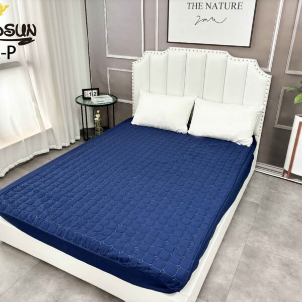 UM - 2 / PROTECTOR DE COLCHÓN IMPERMEABLE CON CIERRE (FARDO X 24 UNDS)