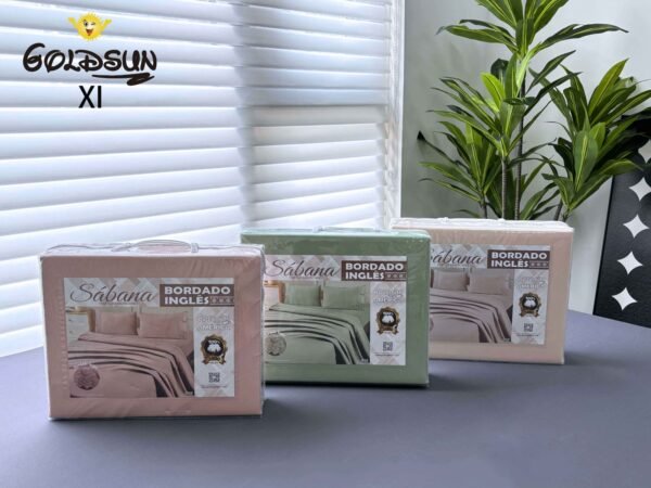 XI - 2 / SET DE SÁBANAS 4 PIEZAS C.E. CON BORDADO INGLES  PREMIUM (FARDO X 24 UNDS)