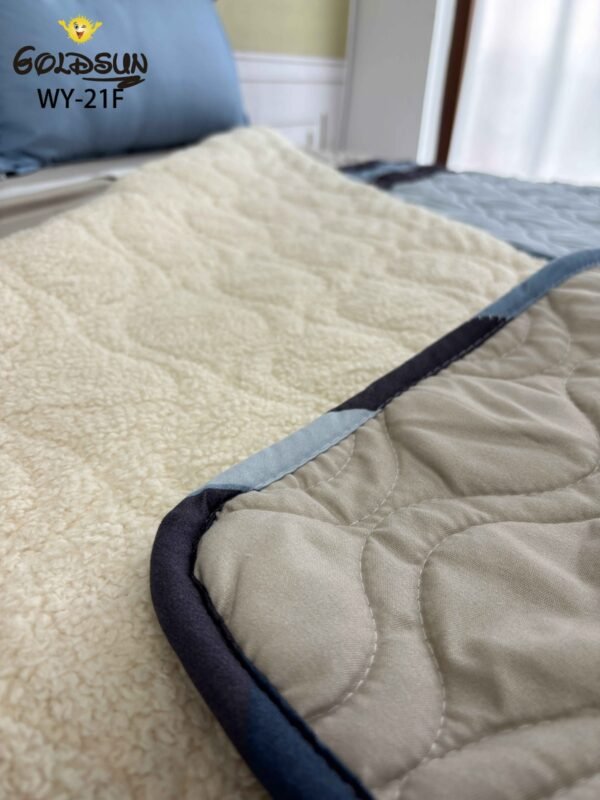 COBERTOR TELA CON CARNERO DELGADO 5 PIEZAS (FARDO X 20UNDS)