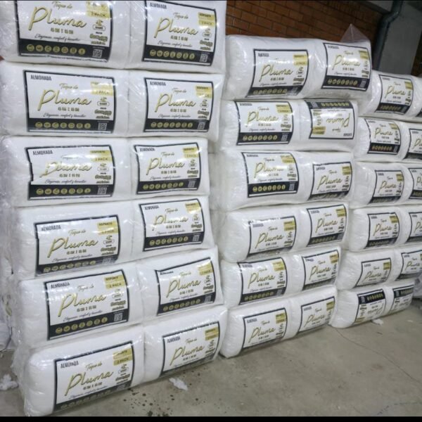 PAR DE ALMOHADAS TOQUE DE PLUMA (TUBO X 4 PARES)