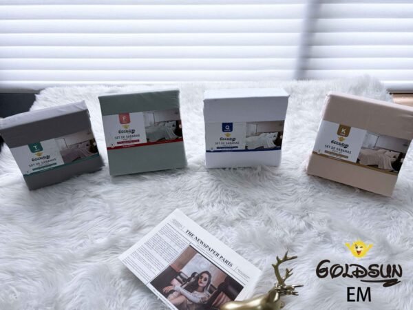 SET DE SABANAS 3 PIEZAS COLOR ENTERO ESTUCHE DE TELA (CAJA X 48 UNDS)