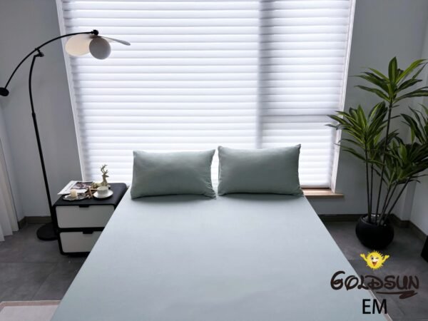 SET DE SABANAS 4 PIEZAS COLOR ENTERO ESTUCHE DE TELA (CAJA X 48 UNDS)