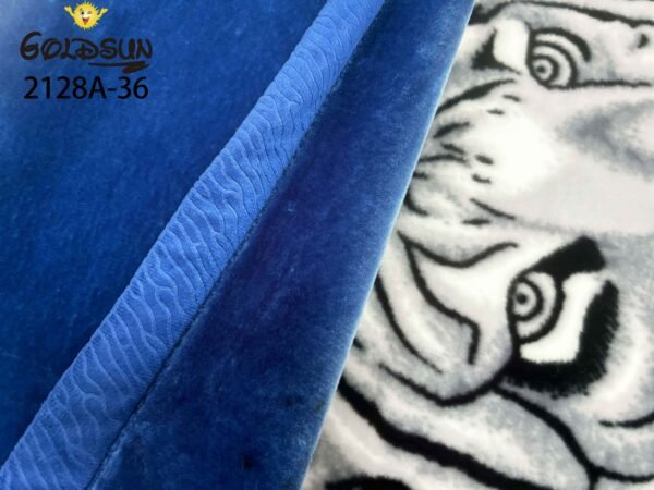 FRAZADA DE TERCIOPELO DOBLE CARA 2 PAÑOS MODELO AMERICA 8KG (FARDO X 16 UNDS)