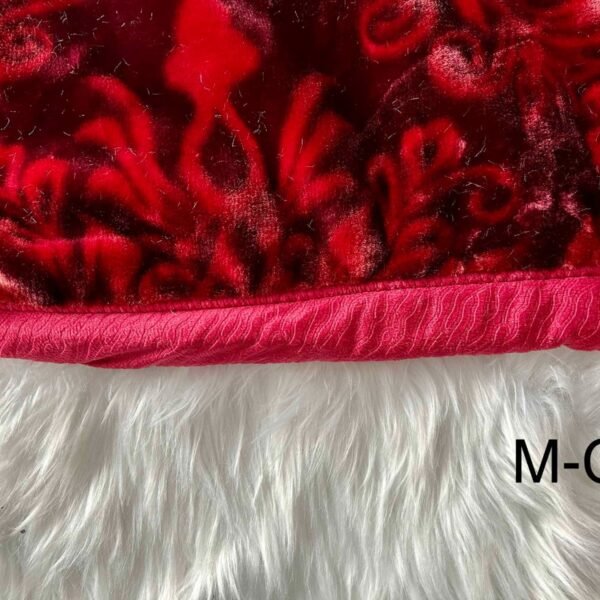 FRAZADA DE TERCIOPELO DOBLE CARA 2 PAÑOS 4 KG (FARDO X 26 UNDS)