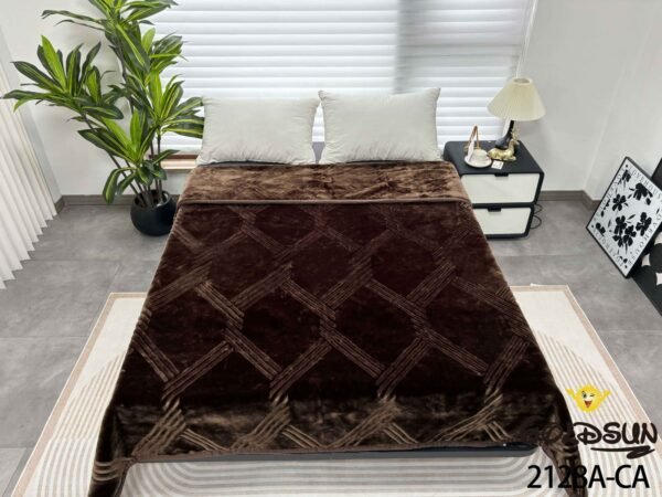 FRAZADA DE TERCIOPELO DOBLE CARA 1 PAÑO 6 KG (FARDO X 16 UNDS)