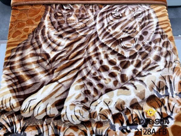 FRAZADA DE TERCIOPELO MODELO COREANO 1 PAÑO 6 KG (FARDO X 16 UNDS)