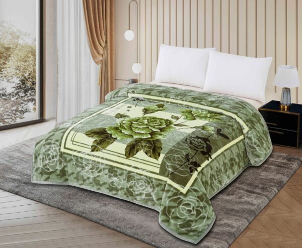 FRAZADA DE TERCIOPELO MODELO COREANO 1 PAÑO 6 KG (FARDO X 16 UNDS)