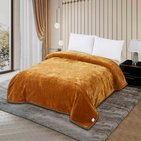 FRAZADA DE TERCIOPELO MODELO COREANO 1 PAÑO 6 KG (FARDO X 16 UNDS)