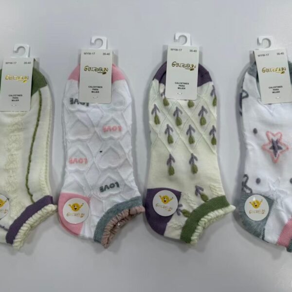 MEDIAS TALONERAS DELGADAS DE ALGODON DISEÑOS PARA DAMA (FARDO X 100 DOC)