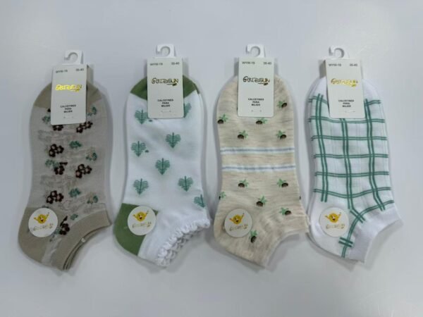 MEDIAS TALONERAS DELGADAS DE ALGODON DISEÑOS PARA DAMA (FARDO X 100 DOC)