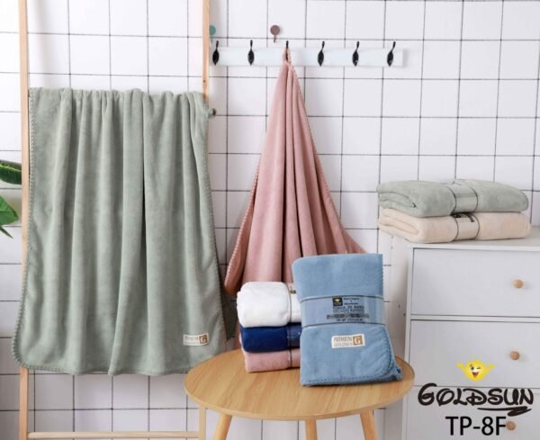 TOALLÓN MICROFIBRA C.E. CON RIBETE 90X160 CM (FARDO X 15 DOC)