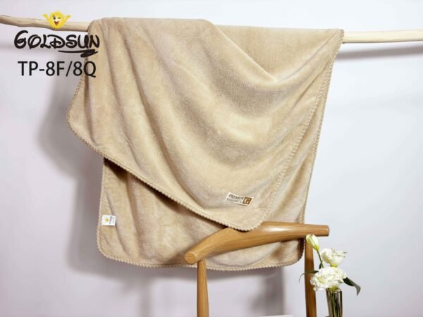 TOALLÓN MICROFIBRA C.E. CON RIBETE 90X160 CM (FARDO X 15 DOC)