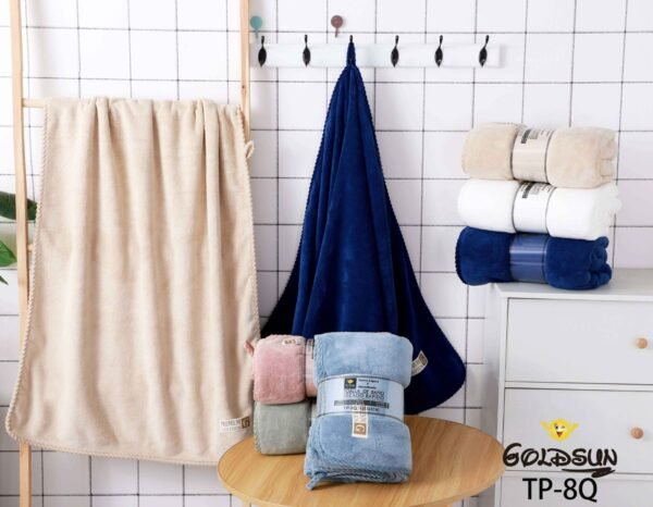 TOALLÓN MICROFIBRA C.E. CON RIBETE 90X160 CM (FARDO X 15 DOC)