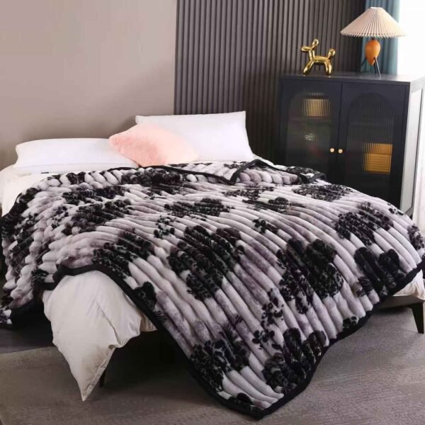 MANTA PREMIUM ANTIALERGICA ALTO RELIEVE ANIMAL PRINT (FARDO X 48 UNDS)