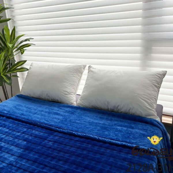 MANTA PREMIUM ANTIALERGICA ALTO RELIEVE EN LINEAS (FARDO X 48 UNDS)