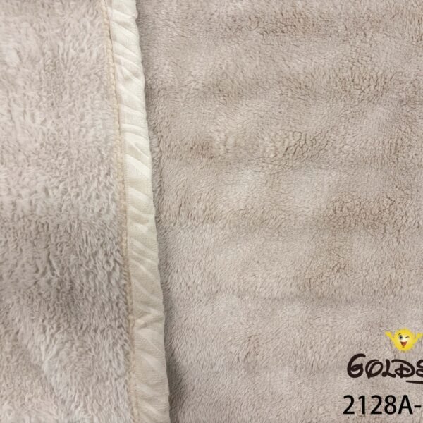 MANTA PREMIUM ANTIALERGICA ALTO RELIEVE MODELO BURBUJA (FARDO X 48 UNDS)