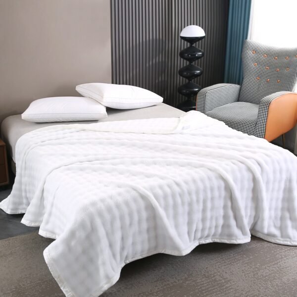 MANTA PREMIUM ANTIALERGICA ALTO RELIEVE MODELO BURBUJA (FARDO X 48 UNDS)