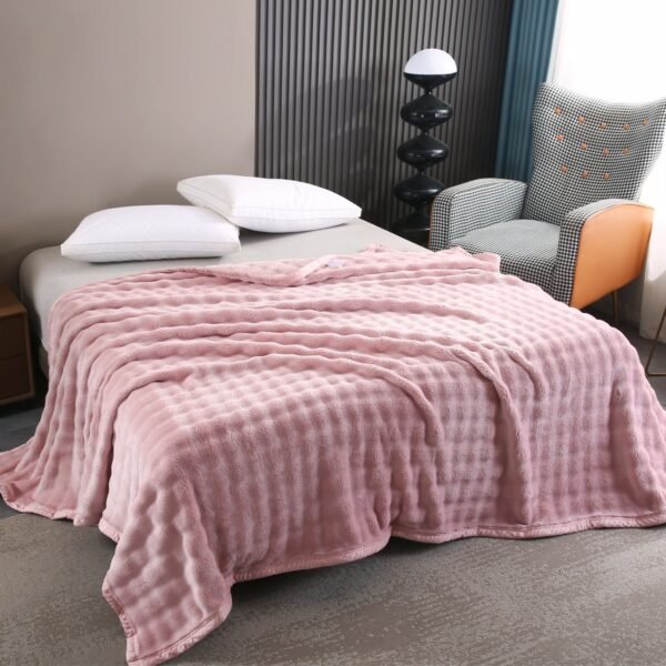 MANTA PREMIUM ANTIALERGICA ALTO RELIEVE MODELO BURBUJA (FARDO X 48 UNDS)