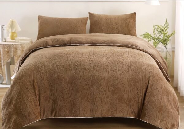 COBERTOR 5 PIEZAS PIEL DE ANGEL EN ALTO RELIEVE 4D PREMIUM (CAJA X 10 UNDS)