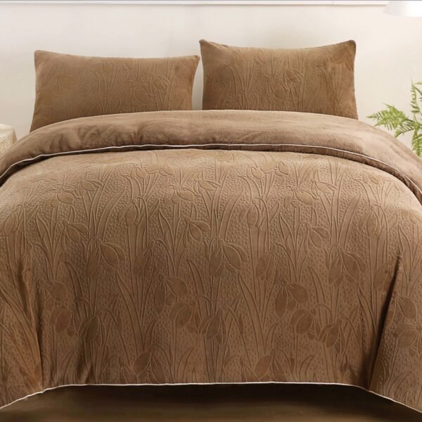 COBERTOR 5 PIEZAS PIEL DE ANGEL EN ALTO RELIEVE 4D PREMIUM (CAJA X 10 UNDS)