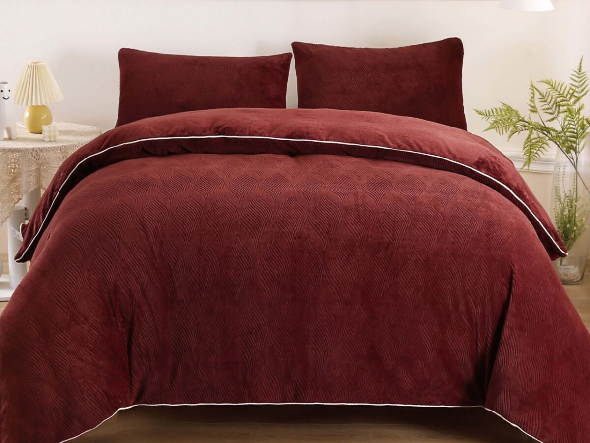 COBERTOR 5 PIEZAS PIEL DE ANGEL EN ALTO RELIEVE 4D PREMIUM (CAJA X 10 UNDS)