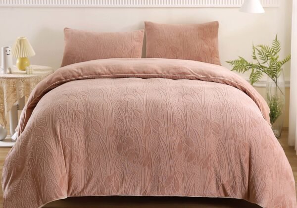 COBERTOR 5 PIEZAS PIEL DE ANGEL EN ALTO RELIEVE 4D PREMIUM (CAJA X 10 UNDS)