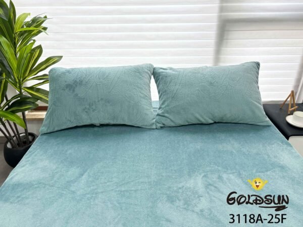 COBERTOR 5 PIEZAS PIEL DE ANGEL EN ALTO RELIEVE 4D PREMIUM (CAJA X 10 UNDS)