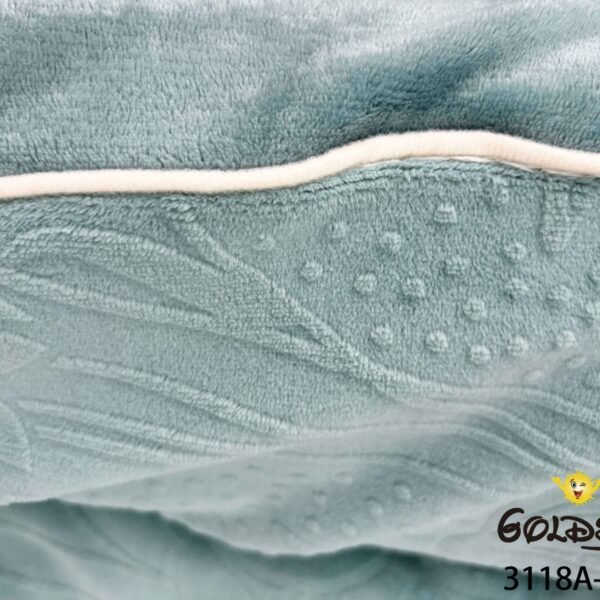 COBERTOR 5 PIEZAS PIEL DE ANGEL EN ALTO RELIEVE 4D PREMIUM (CAJA X 10 UNDS)