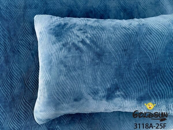 COBERTOR 5 PIEZAS PIEL DE ANGEL EN ALTO RELIEVE 4D PREMIUM (CAJA X 10 UNDS)