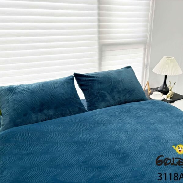 COBERTOR 5 PIEZAS PIEL DE ANGEL EN ALTO RELIEVE 4D PREMIUM (CAJA X 10 UNDS)