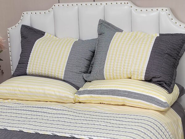 SET DE COBERTOR 7 PIEZAS QUEEN (FARDO X 16 UNDS)