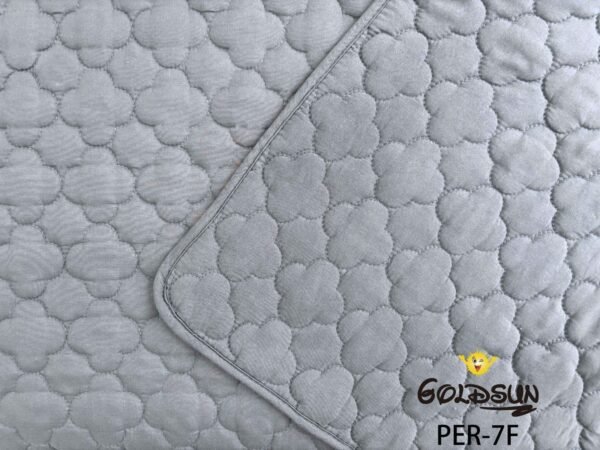 COBERTOR DE VERANO 1 PIEZA COLOR ENTERO (FARDO X 40 UNDS)